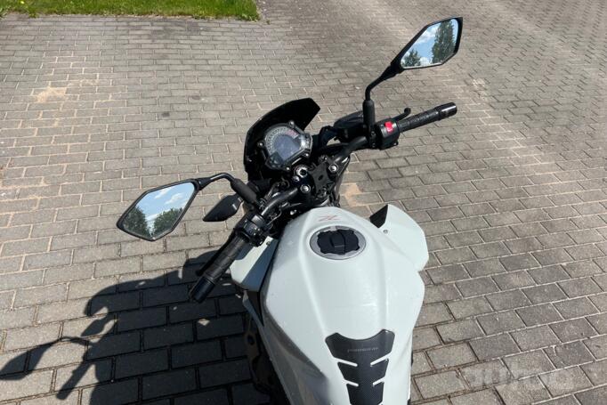Kawasaki Z400