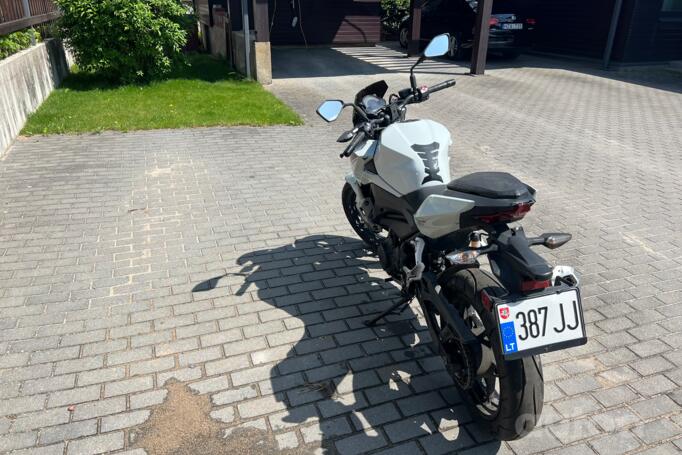 Kawasaki Z400