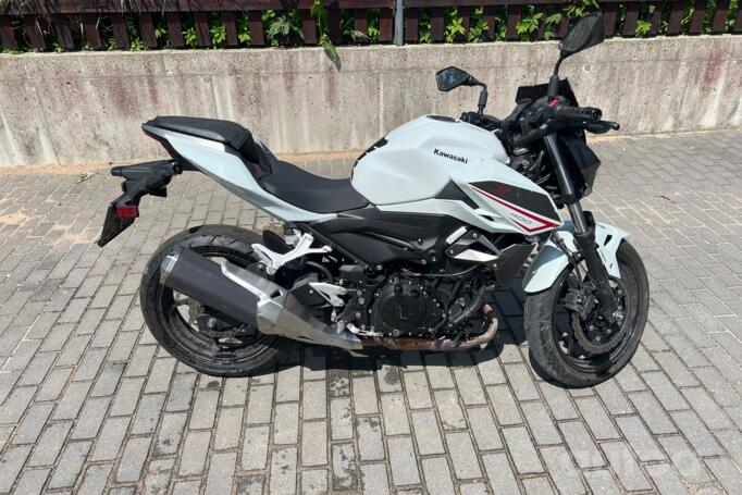 Kawasaki Z400