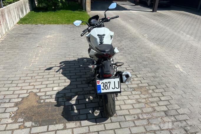Kawasaki Z400