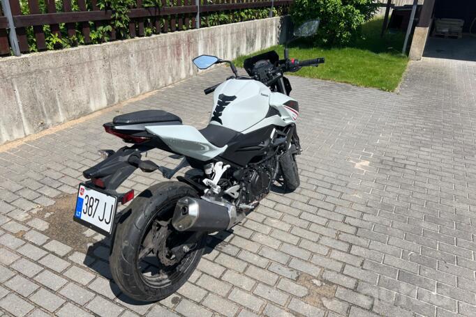 Kawasaki Z400