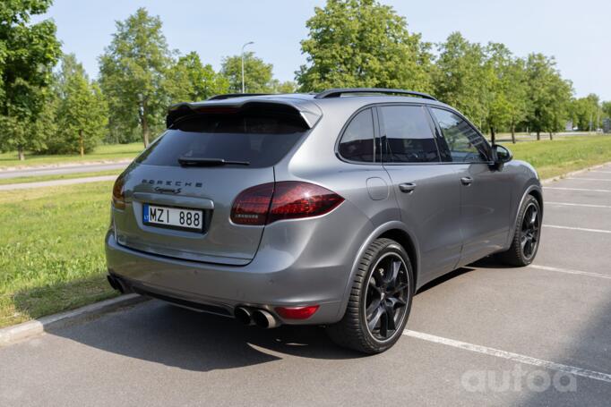 Porsche Cayenne 958 Crossover