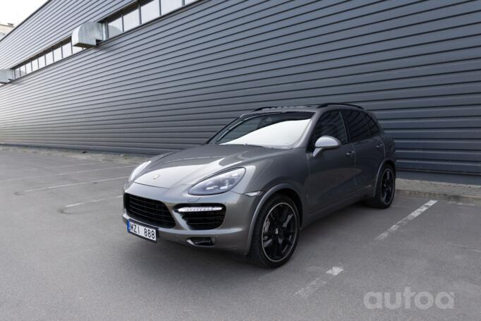 Porsche Cayenne 958 Crossover