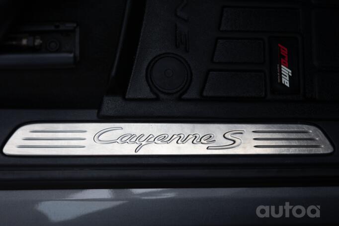Porsche Cayenne 958 Crossover