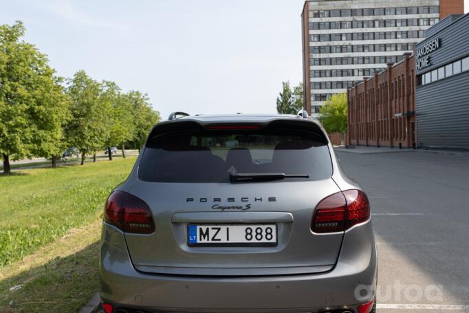 Porsche Cayenne 958 Crossover