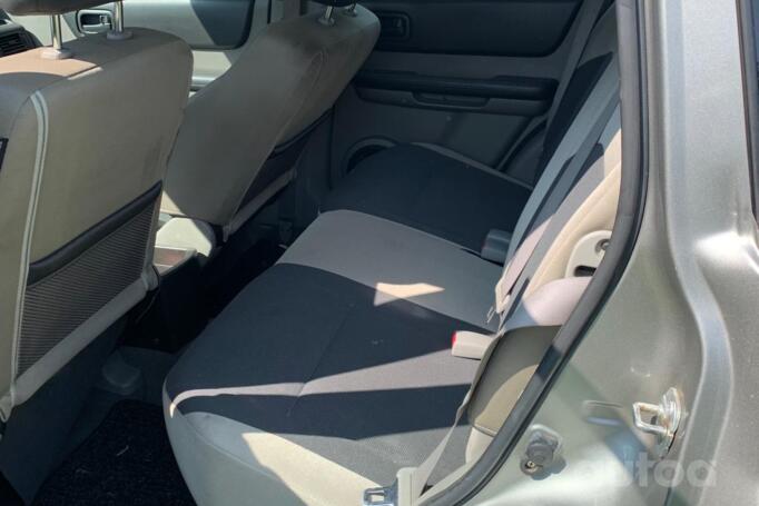 Nissan X-Trail T30 Crossover