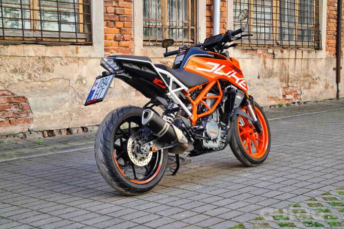 KTM Duke