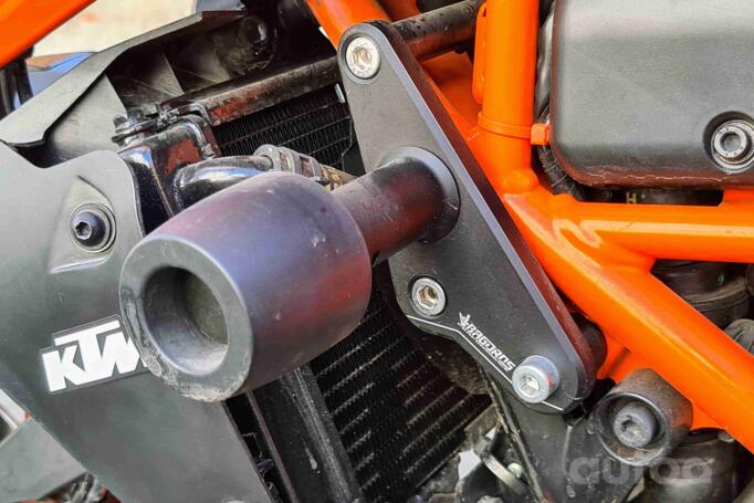 KTM Duke