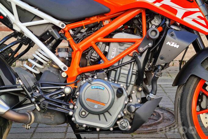 KTM Duke