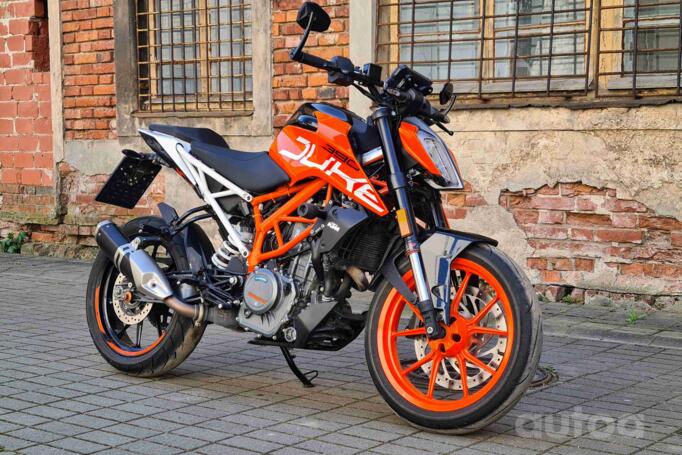 KTM Duke