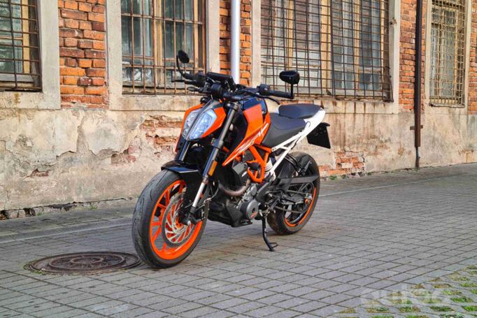 KTM Duke