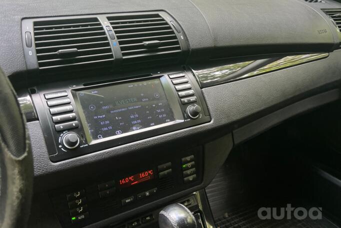 BMW X5 E53 Crossover
