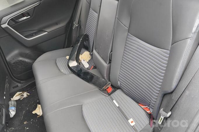 Toyota RAV 4 5 generation (XA50)