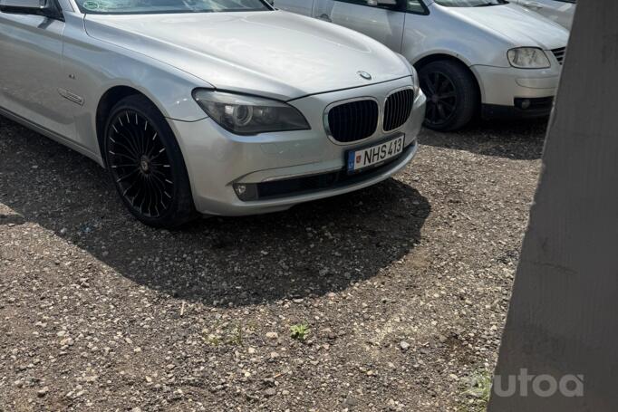 BMW 7 Series F01/F02 Sedan