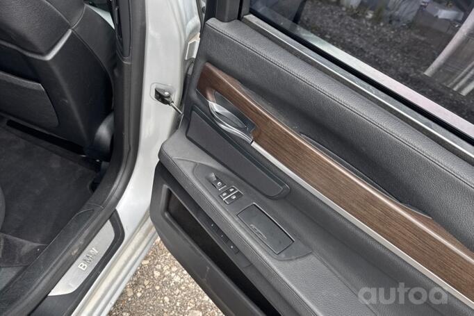 BMW 7 Series F01/F02 Sedan