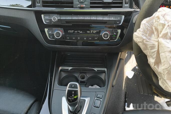 BMW 1 Series F20/F21 [restyling] Hatchback