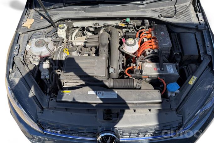 Volkswagen Golf 7 generation [restyling] Hatchback 5-doors