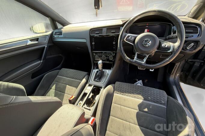 Volkswagen Golf 7 generation [restyling] Hatchback 5-doors