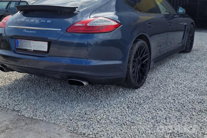 Porsche Panamera 970 Liftback