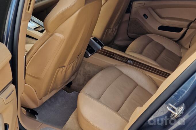 Porsche Panamera 970 Liftback