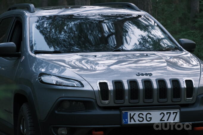Jeep Cherokee KL SUV 5-doors