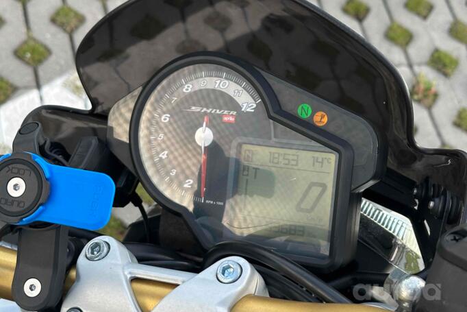 Aprilia Shiver