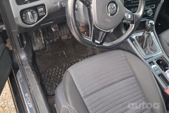 Volkswagen Golf 7 generation Variant wagon 5-doors