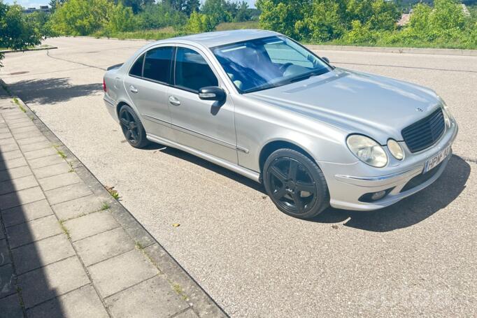 Mercedes-Benz E-Class W211 Sedan