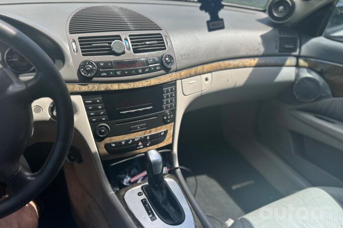 Mercedes-Benz E-Class W211 Sedan