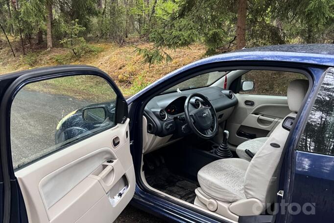 Ford Fiesta 5 generation Hatchback 3-doors