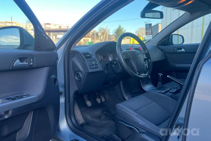 Volvo V50 1 generation [restyling]