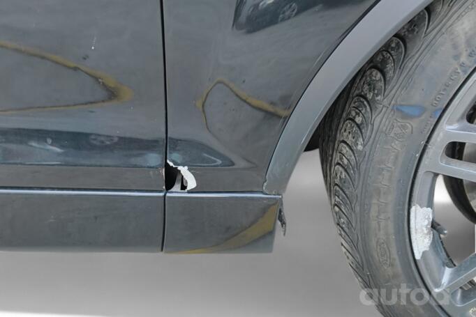 Audi Q7 4L Crossover