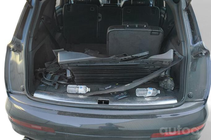 Audi Q7 4L Crossover