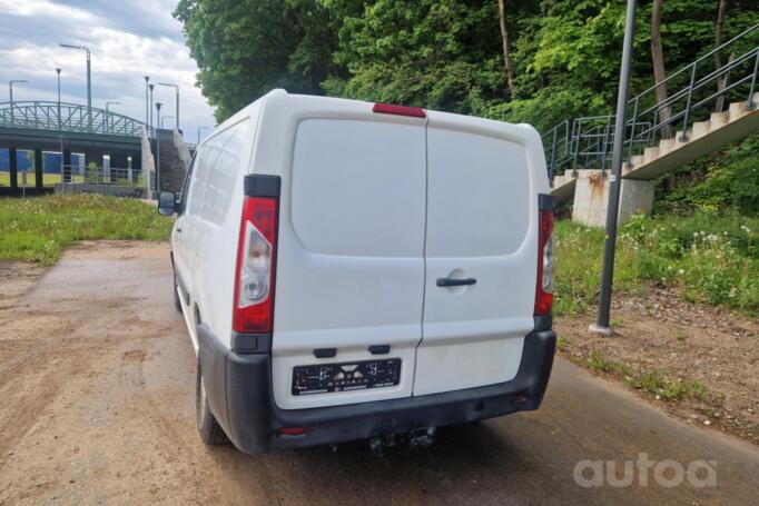 Peugeot Expert 2 generation