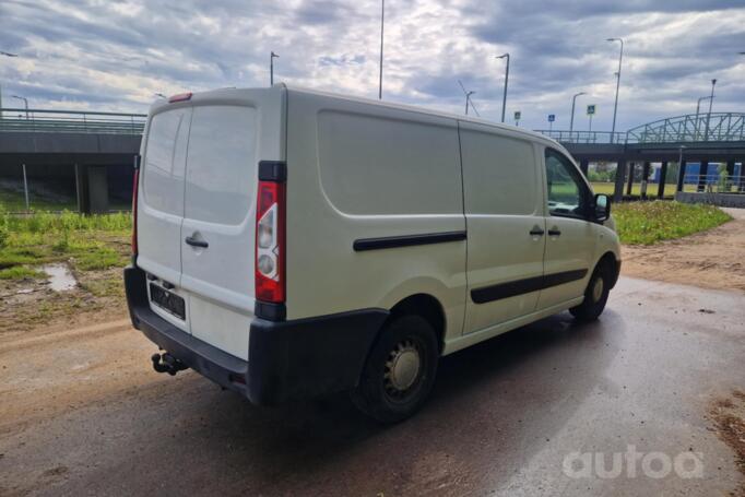 Peugeot Expert 2 generation