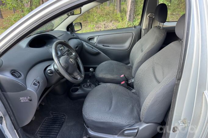Toyota Yaris 1 generation [restyling]