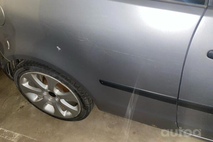 Volkswagen Polo 4 generation [restyling] Hatchback 3-doors