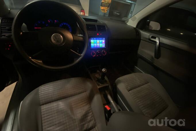 Volkswagen Polo 4 generation [restyling] Hatchback 3-doors