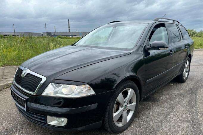 Skoda Octavia 2 generation Combi wagon 5-doors