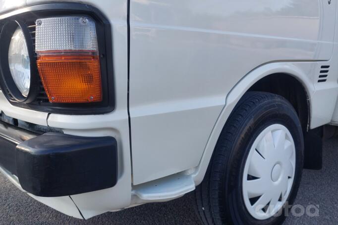 Toyota Hiace H50 H60 H70