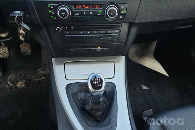 BMW 3 Series E90/E91/E92/E93 [restyling] Sedan