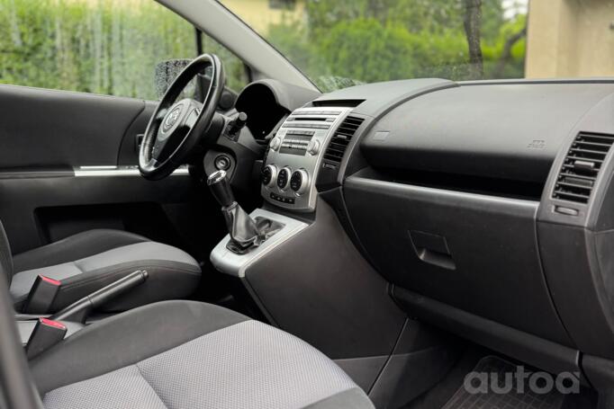 Mazda 5 CR Minivan