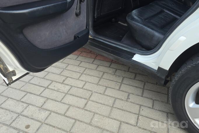 Audi A6 A4/C4 wagon