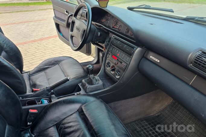 Audi A6 A4/C4 wagon
