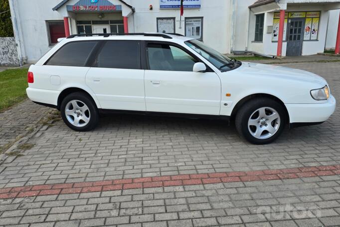 Audi A6 A4/C4 wagon