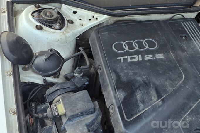 Audi A6 A4/C4 wagon