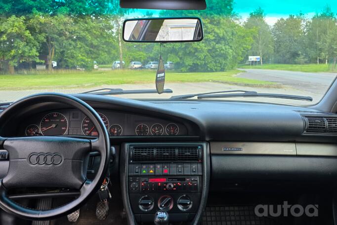 Audi A6 A4/C4 wagon