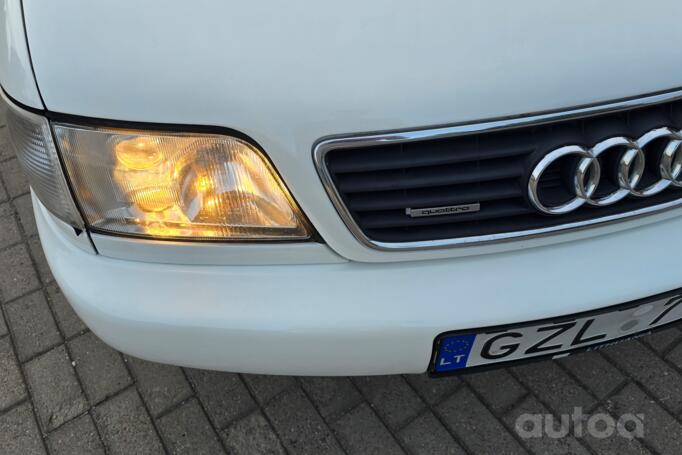 Audi A6 A4/C4 wagon
