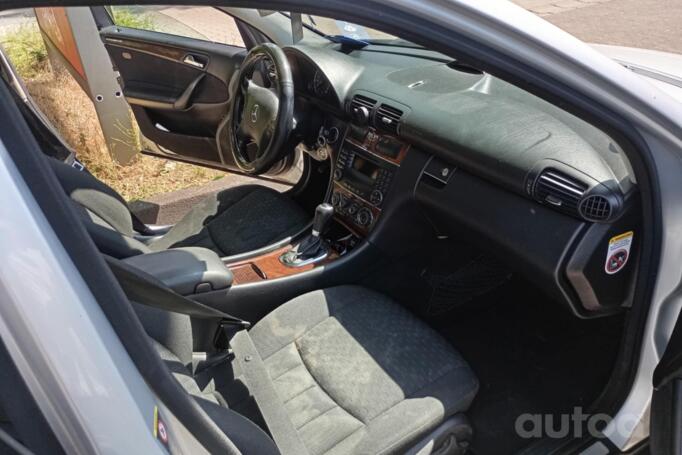 Mercedes-Benz C-Class W203/S203/CL203 [restyling] Sedan 4-doors