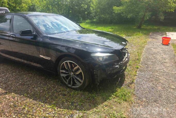 BMW 7 Series F01/F02 Sedan